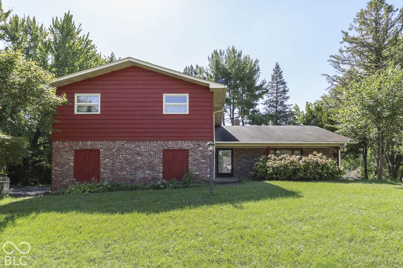 1715 Ridge Hill Lane - Photo 1