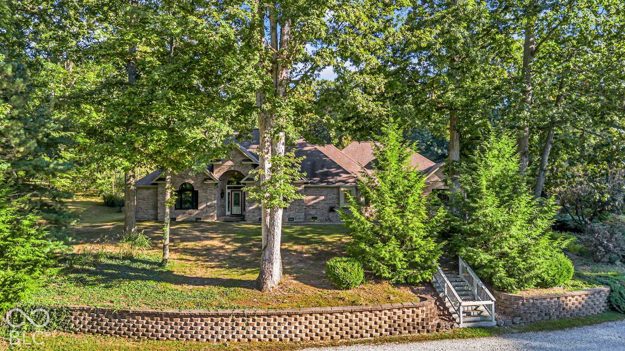 6545 Twin Lakes Drive - Photo 1
