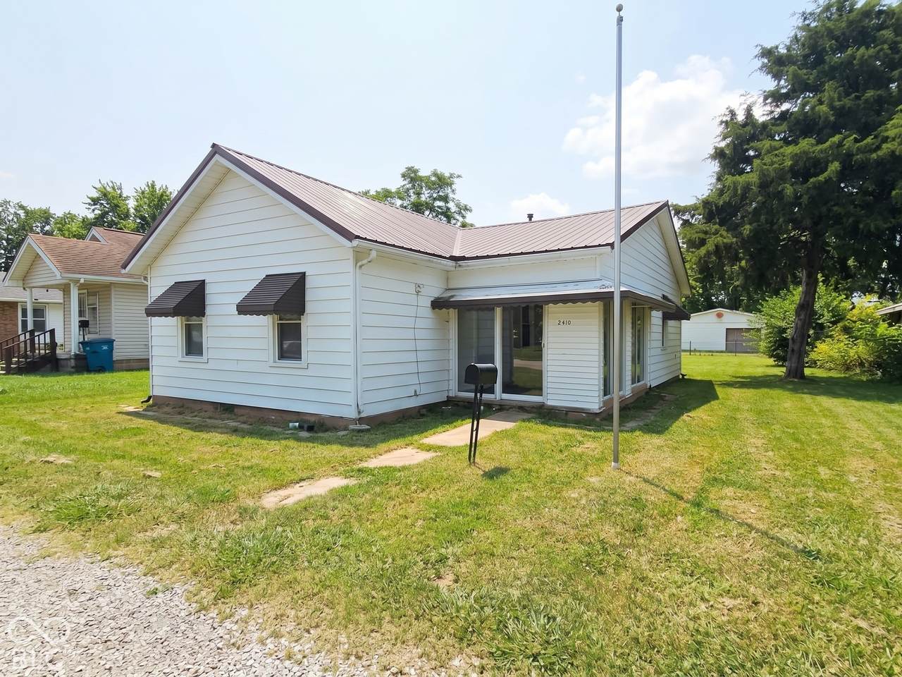 2410 State Street - Photo 1