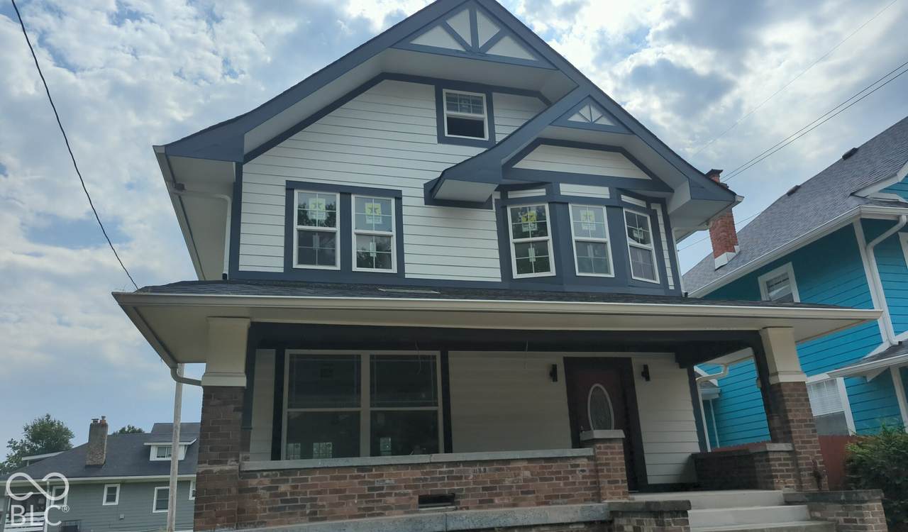 619 32nd Street - Photo 1