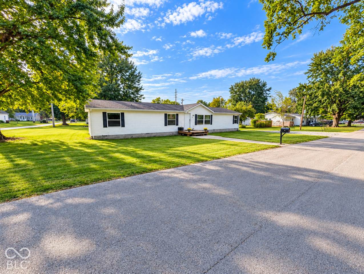 910 Colfax Street - Photo 1