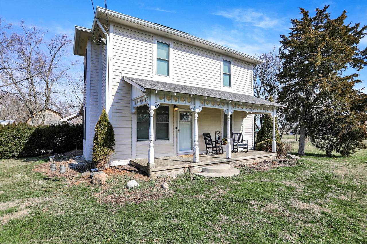 10270 County Road 450 - Photo 1