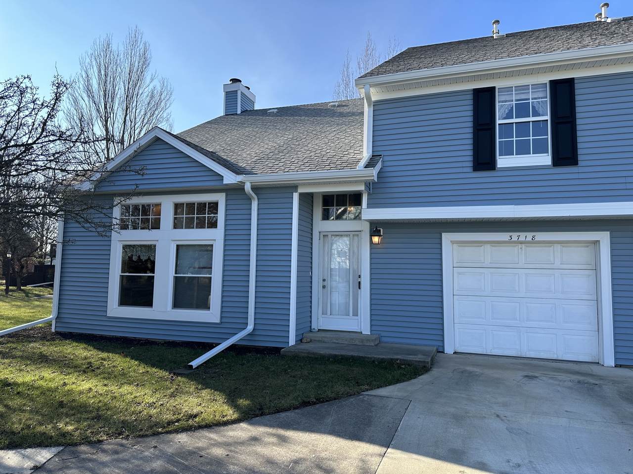 3718 Lakeside Drive - Photo 1