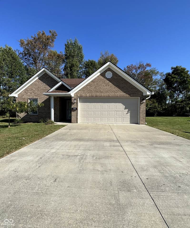 589 Opal Drive - Photo 1