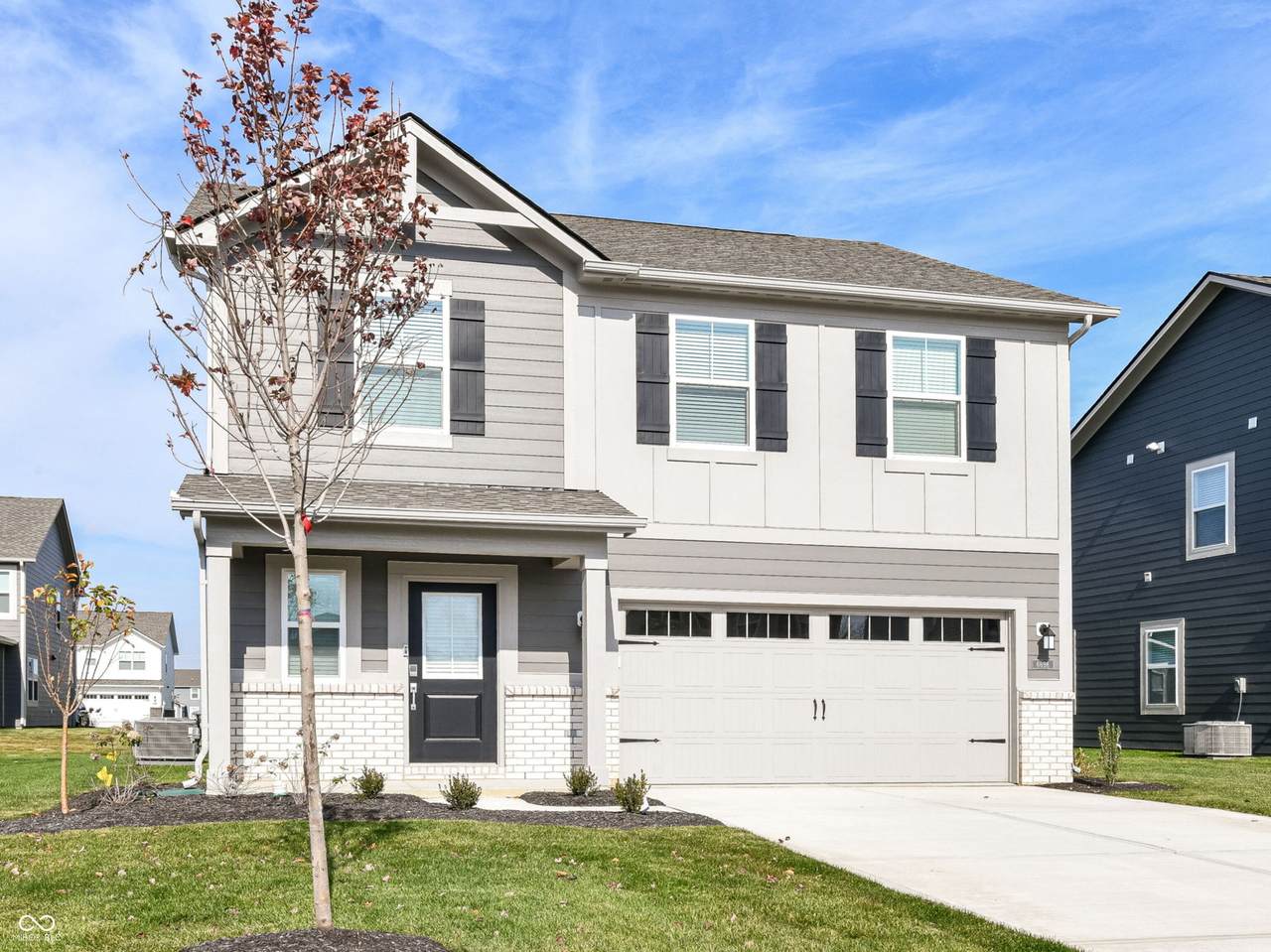 6698 Hawthorne Drive - Photo 1