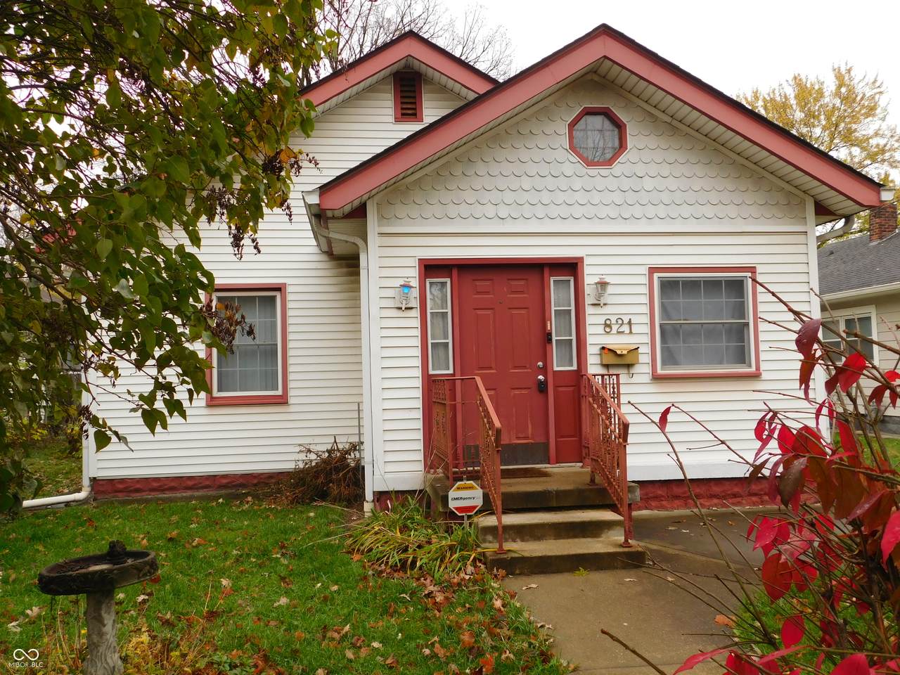821 Tuxedo Street - Photo 1