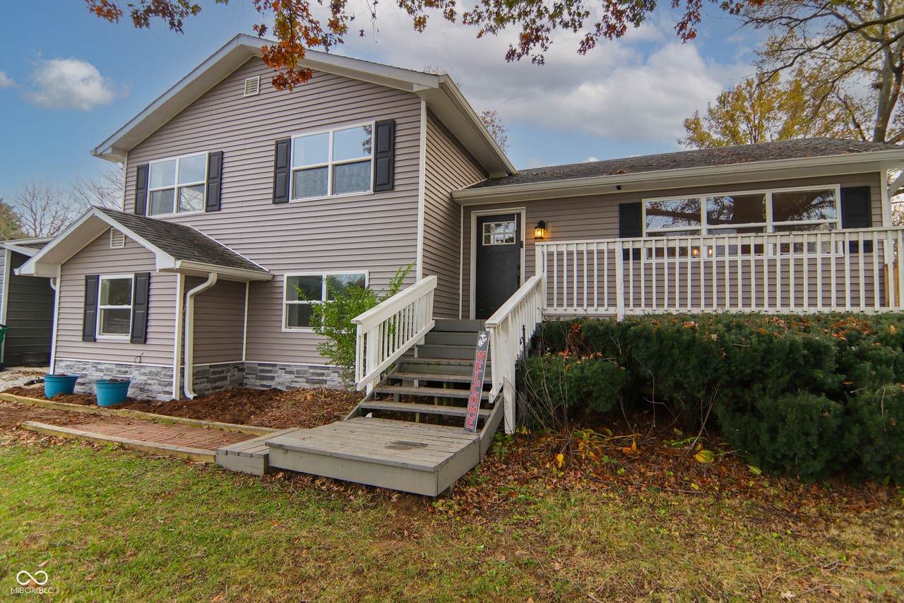 2355 State Road 234 - Photo 1