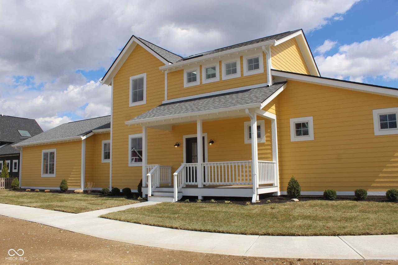 10483 St Anne Drive - Photo 1