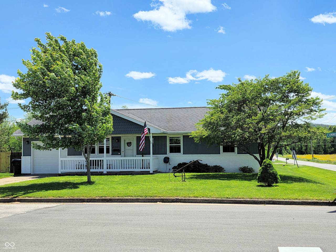 120 Cummings Street - Photo 1