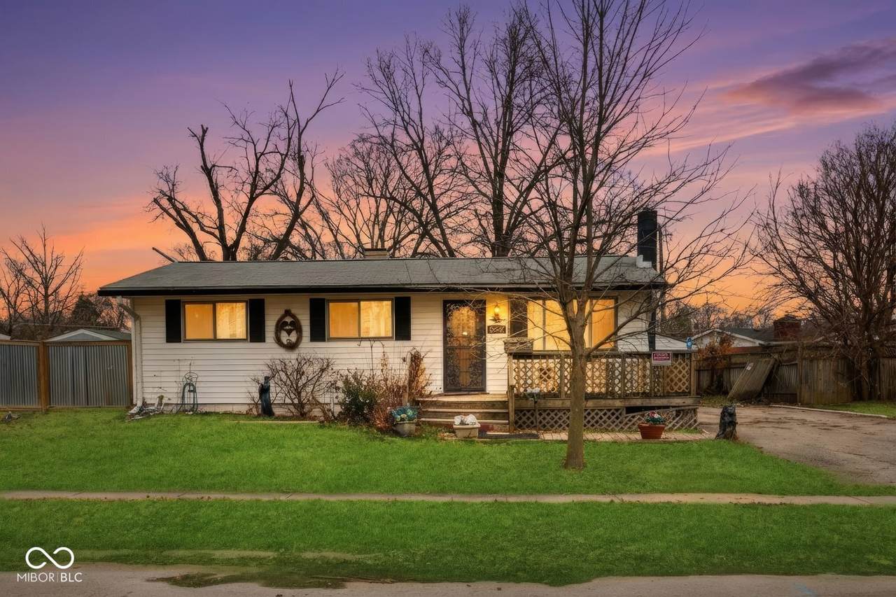 5025 Elmhurst Drive - Photo 1