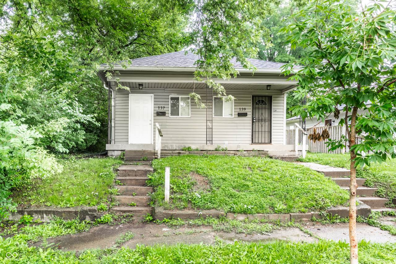 137 Sheridan Avenue - Photo 1