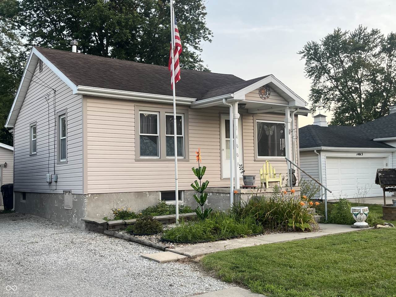 14009 Daleville Road - Photo 1