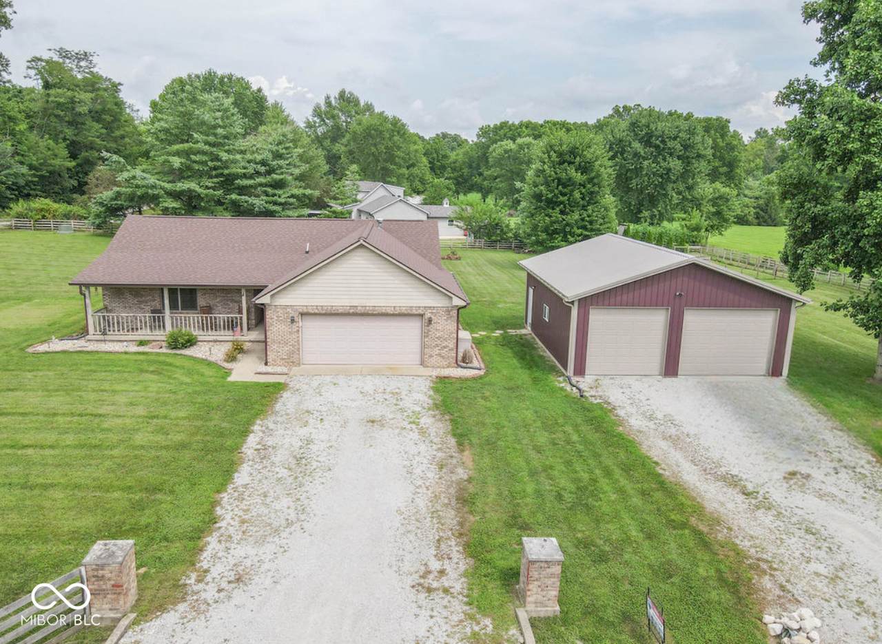 5847 Volunteer Lane - Photo 1