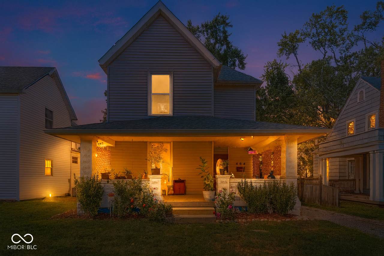 404 Lincoln Avenue - Photo 1