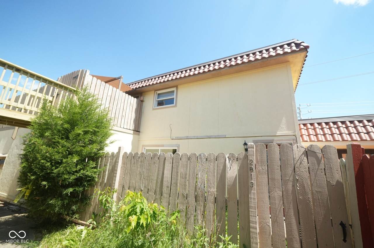 2813 Del Prado Drive - Photo 1
