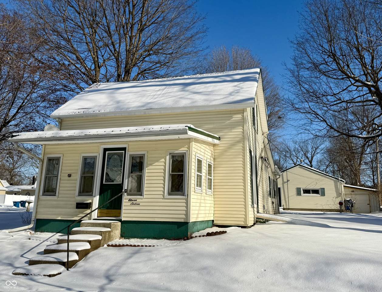 1116 3rd Street - Photo 1