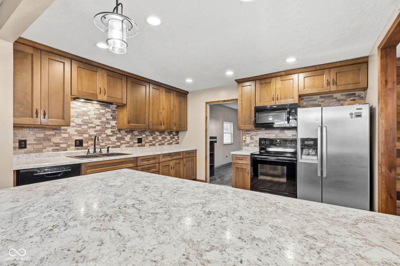 1405 Lafayette Avenue - Photo 1