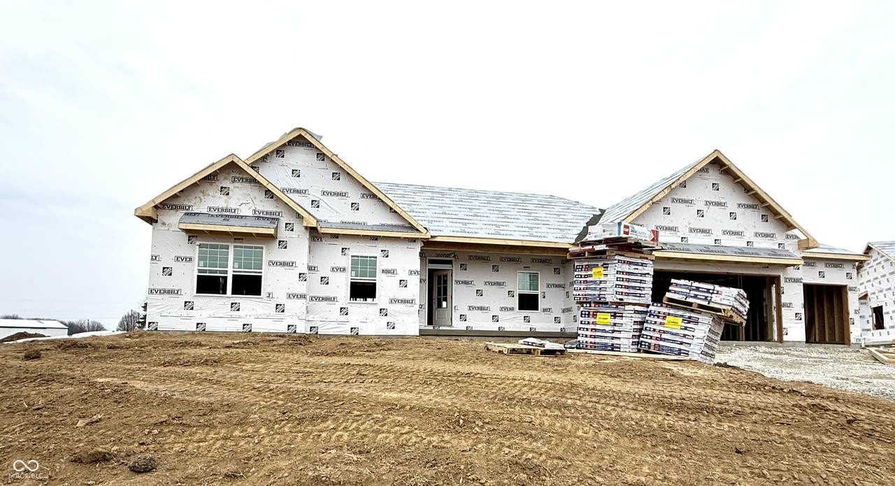 6 Pine Hills Court - Photo 1