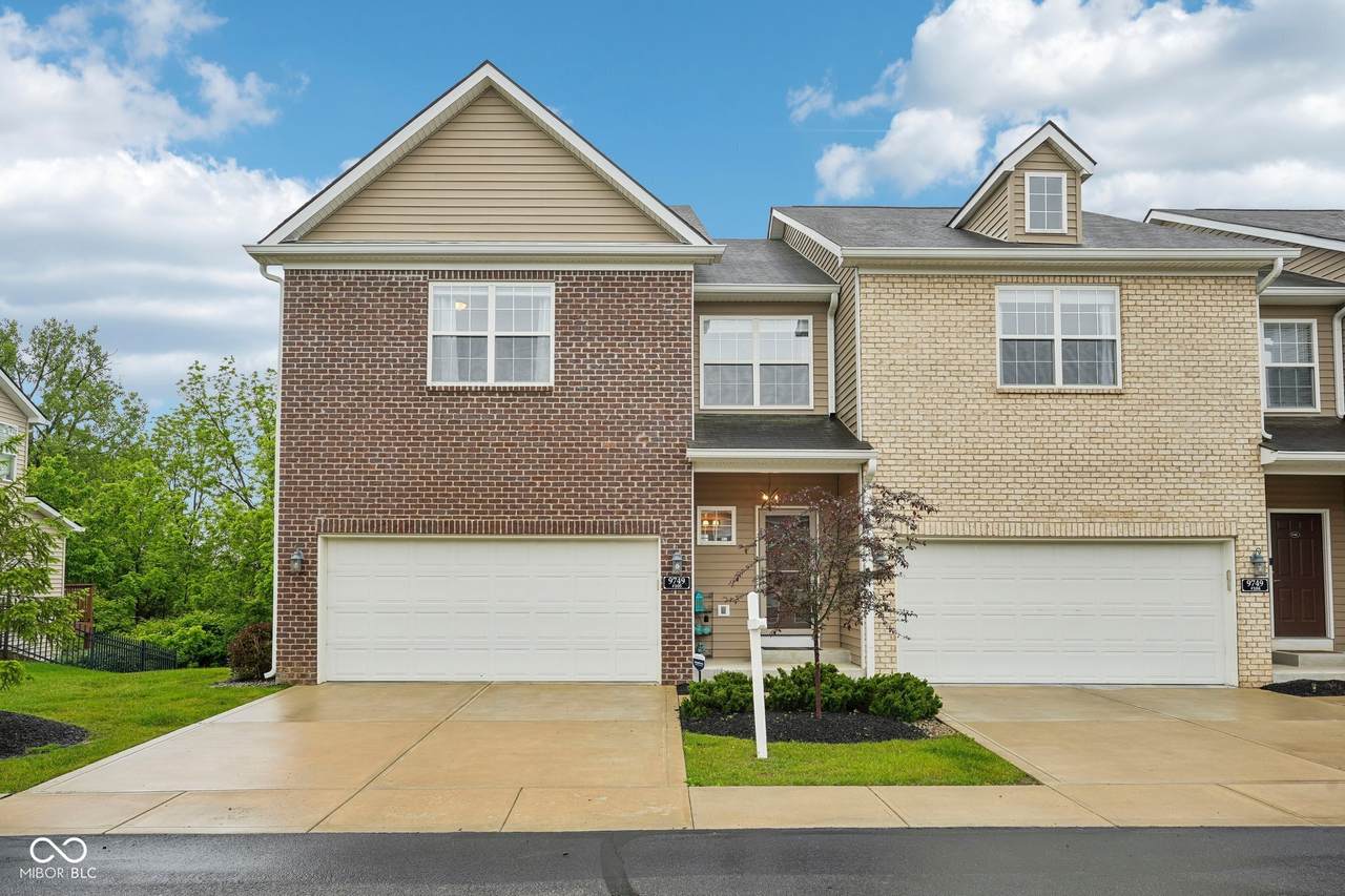 9749 Thorne Cliff Way - Photo 1