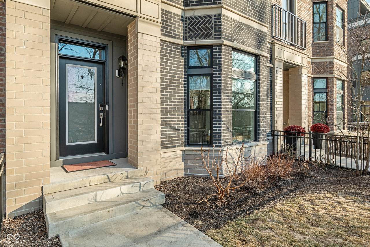 922 Berkhamsted Lane - Photo 1