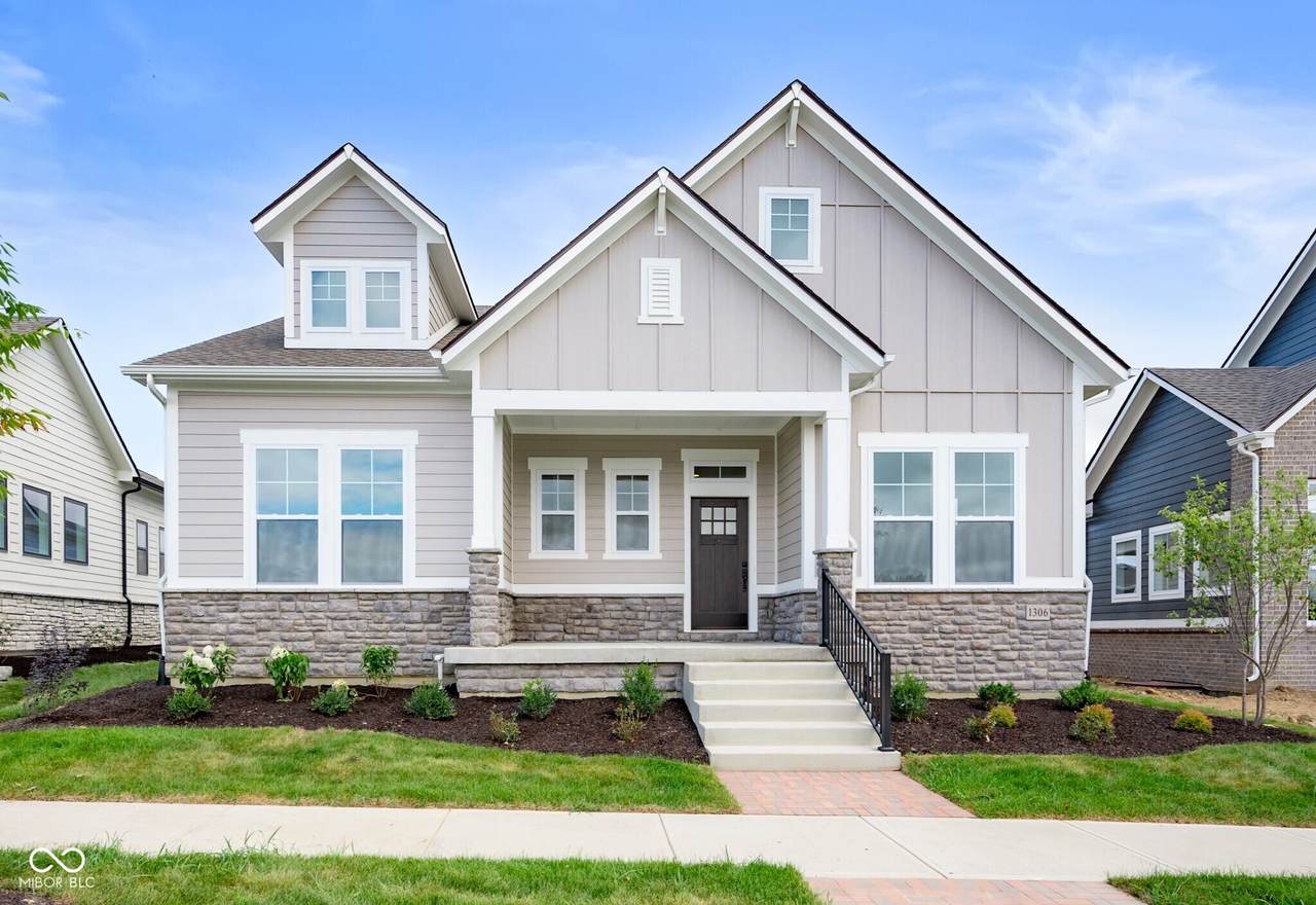 1235 Chatham Hills Boulevard - Photo 1