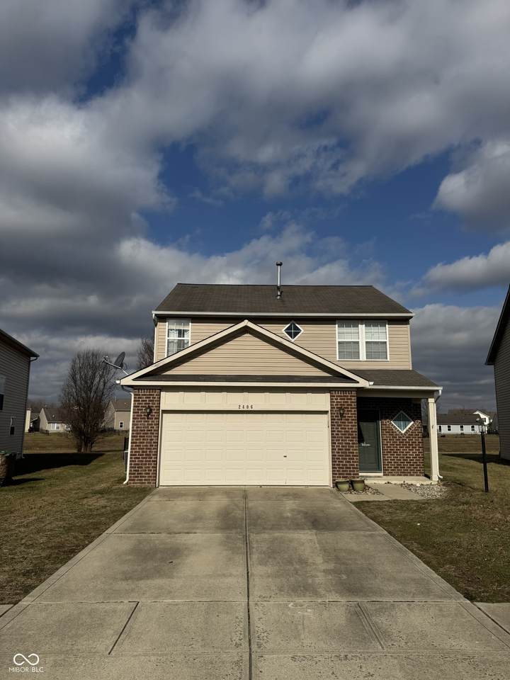 2406 Meadow Bend Drive - Photo 1