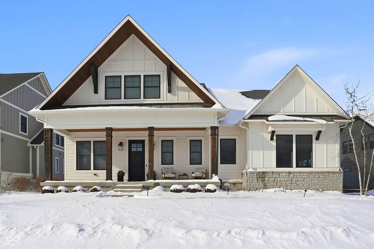 720 Chatham Hills Boulevard - Photo 1