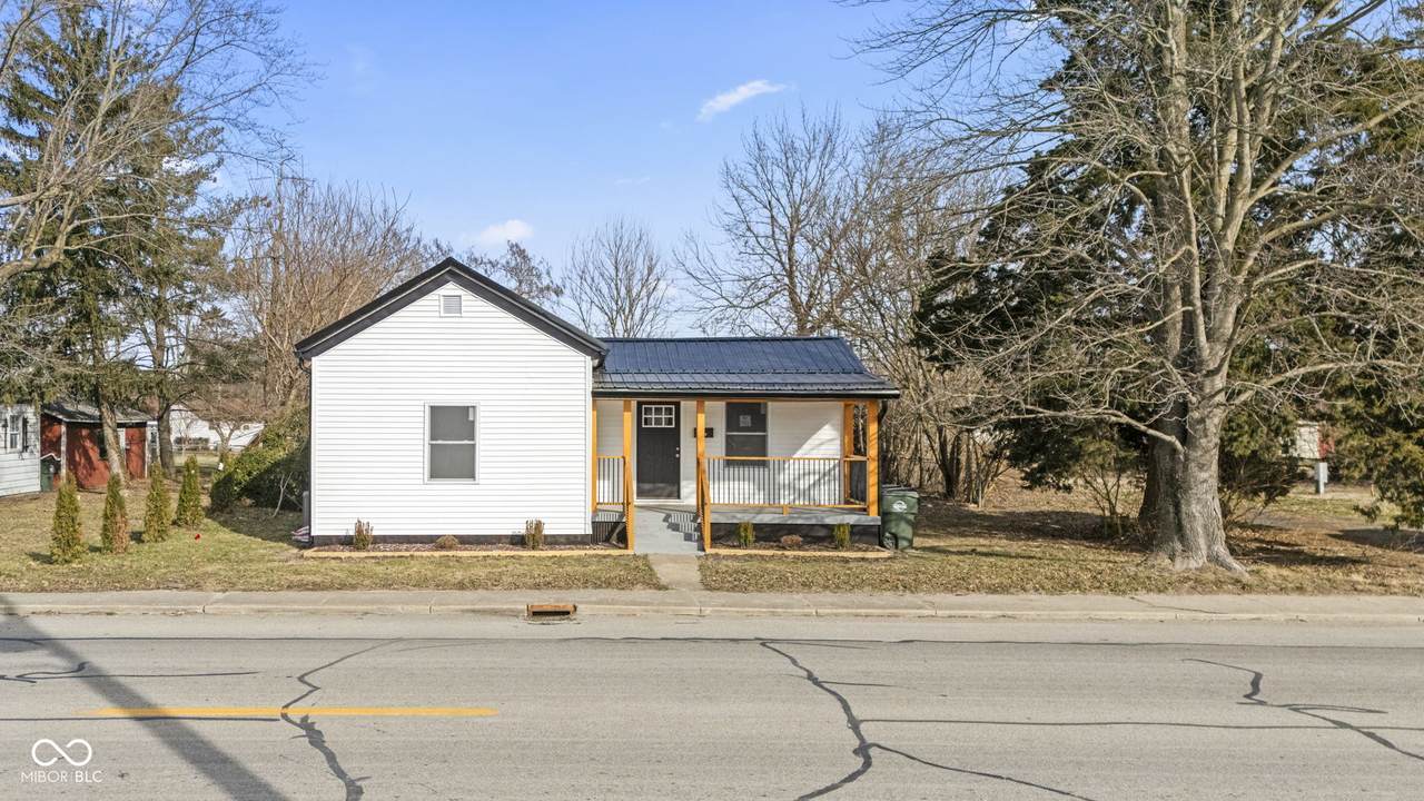 211 Armstrong Street - Photo 1