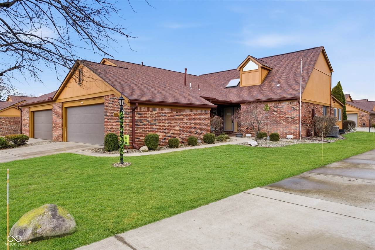 1918 Summer Place - Photo 1