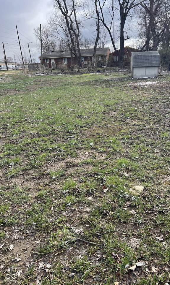 2251 Butler Avenue - Photo 1