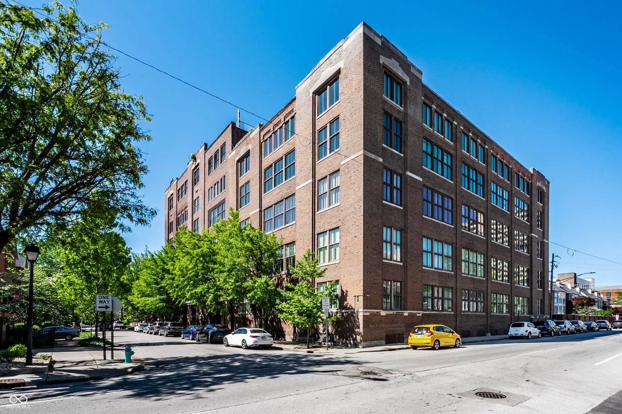 430 Park Avenue - Photo 1