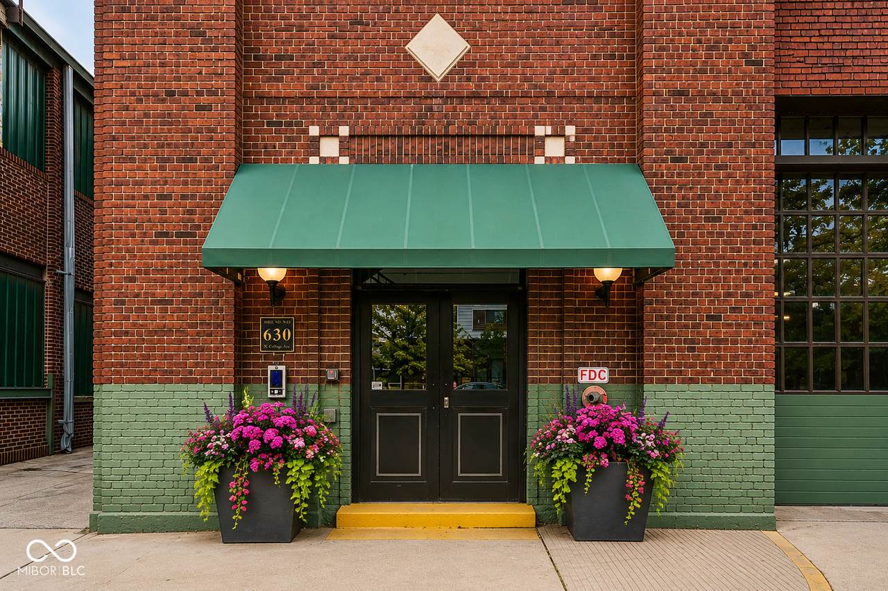 630 College Avenue - Photo 1