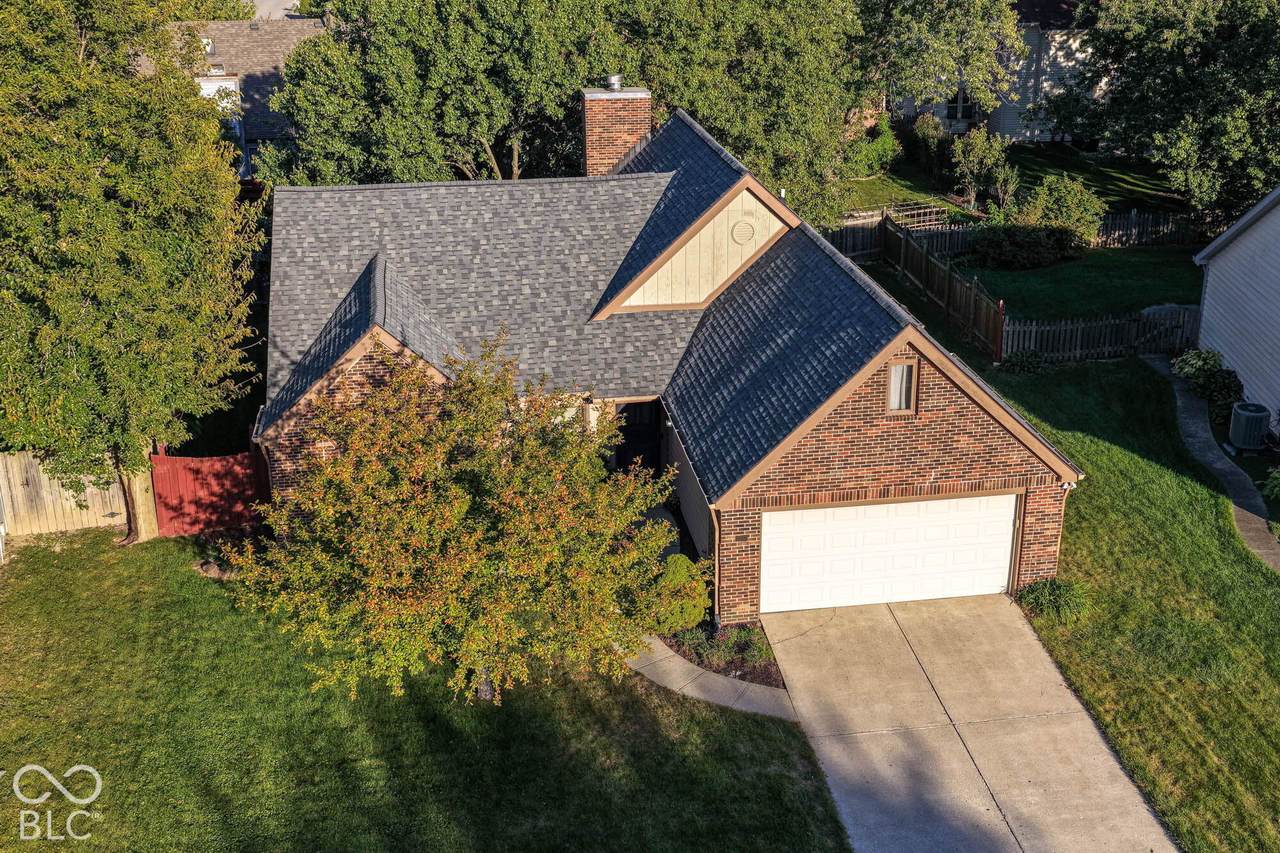 8823 Wintergreen Way - Photo 1