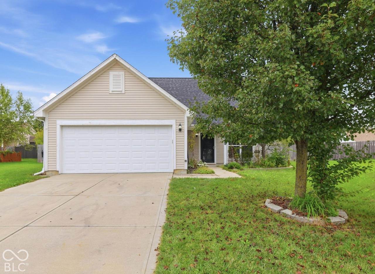 6489 Enclave Court - Photo 1