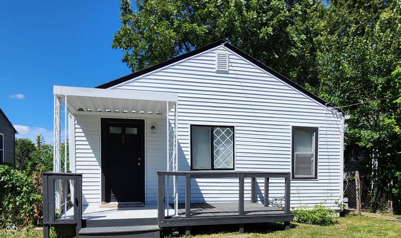 3106 Newton Avenue - Photo 1