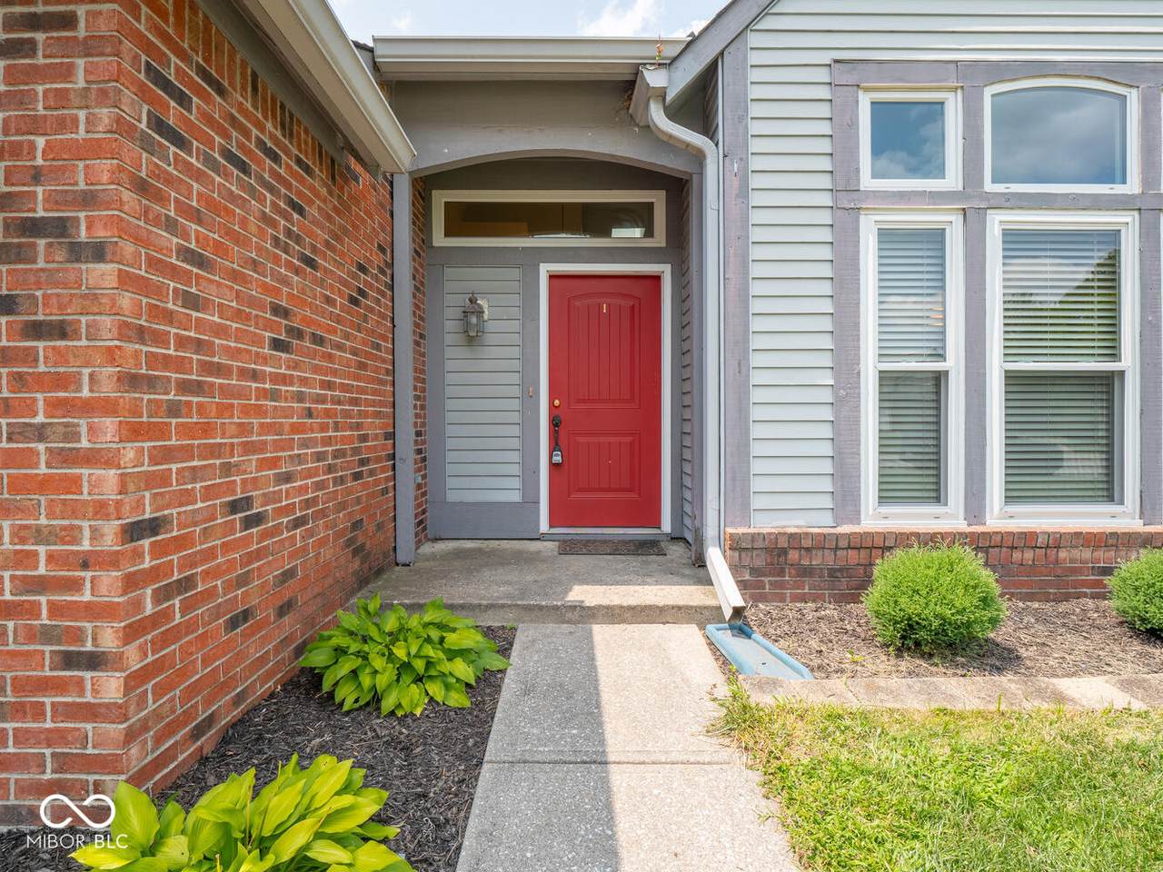 8484 Inland Drive - Photo 1