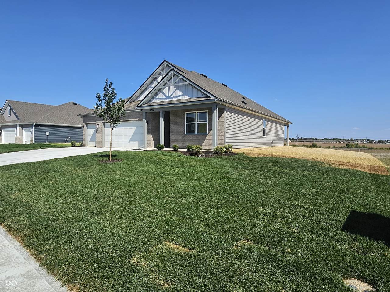 2277 Pinehurst Drive - Photo 1