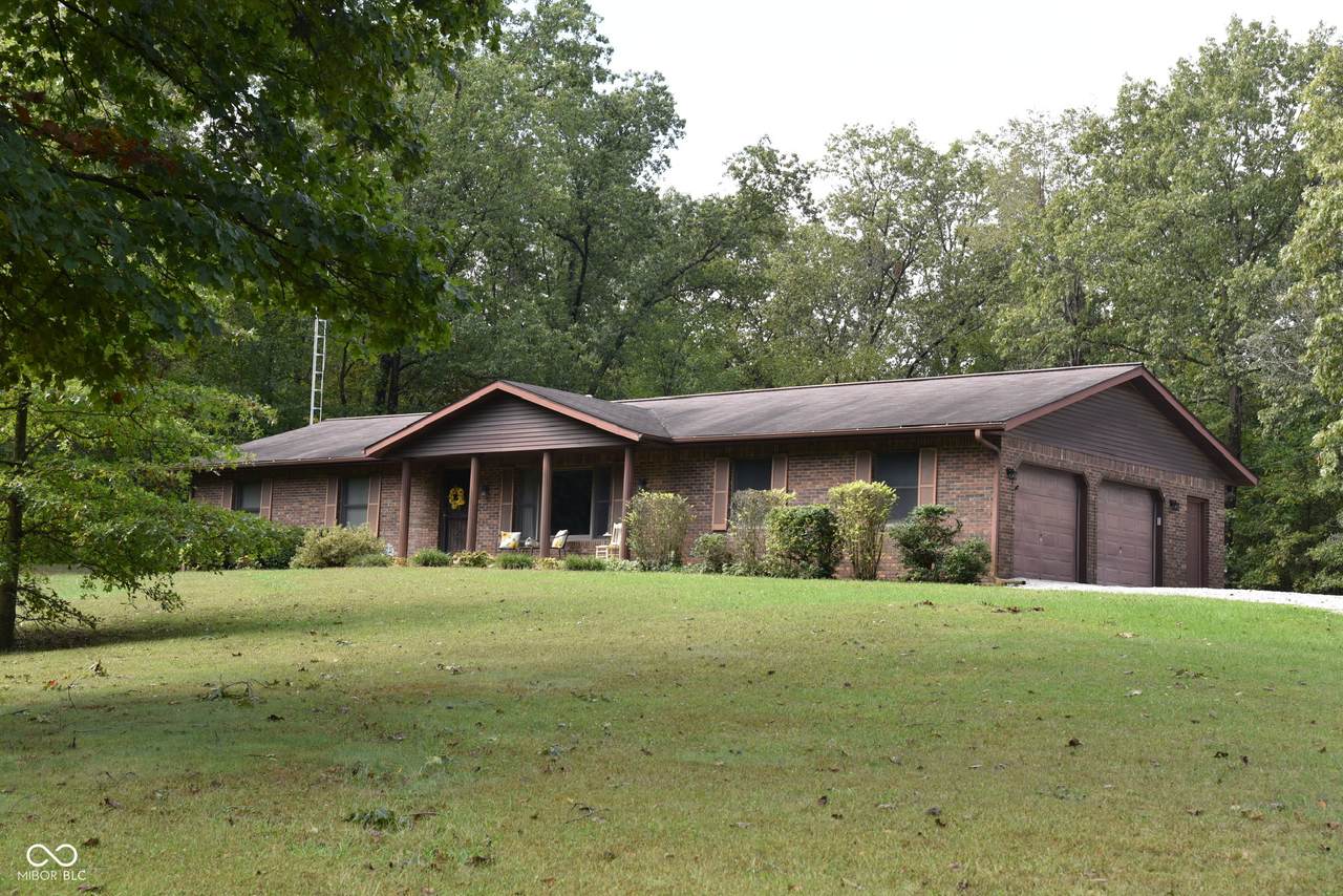 785 Deer Run - Photo 1