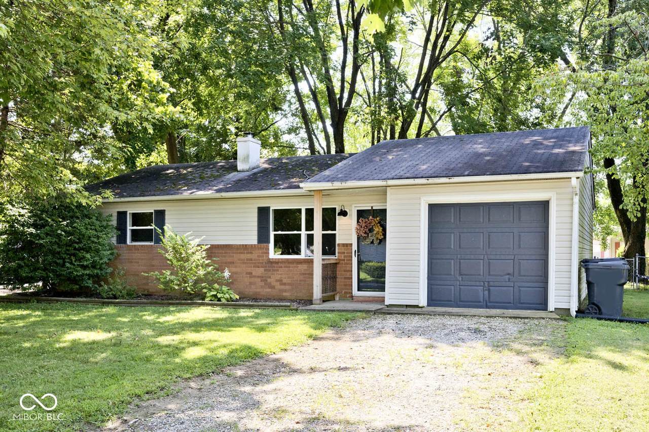 975 Rolling Hill Road - Photo 1