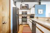 735 Lexington Avenue - Photo 8