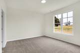 1633 Clover Crossing Drive - Photo 18