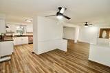 210 Circle Drive - Photo 10