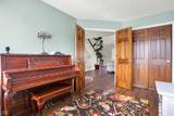 8072 Foxchase Drive - Photo 9