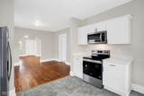 1533 Castle Avenue - Photo 16
