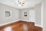 1533 Castle Avenue - Photo 7