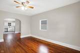 1533 Castle Avenue - Photo 9