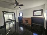526 Oxford Street - Photo 4