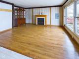 2613 7th Street - Photo 2