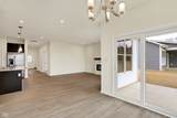 1627 Clover Crossing Drive - Photo 11
