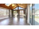 9161 Warwick Road - Photo 5